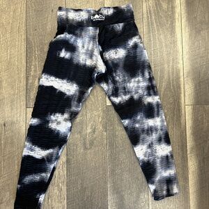 Booty by Brabants tie dye textured leggings